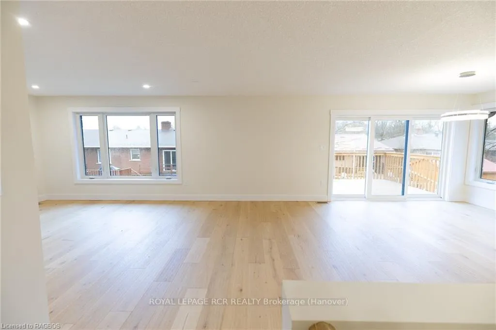 Photo 11 of 222 16TH Avenue Crescent, Hanover — HOMEH