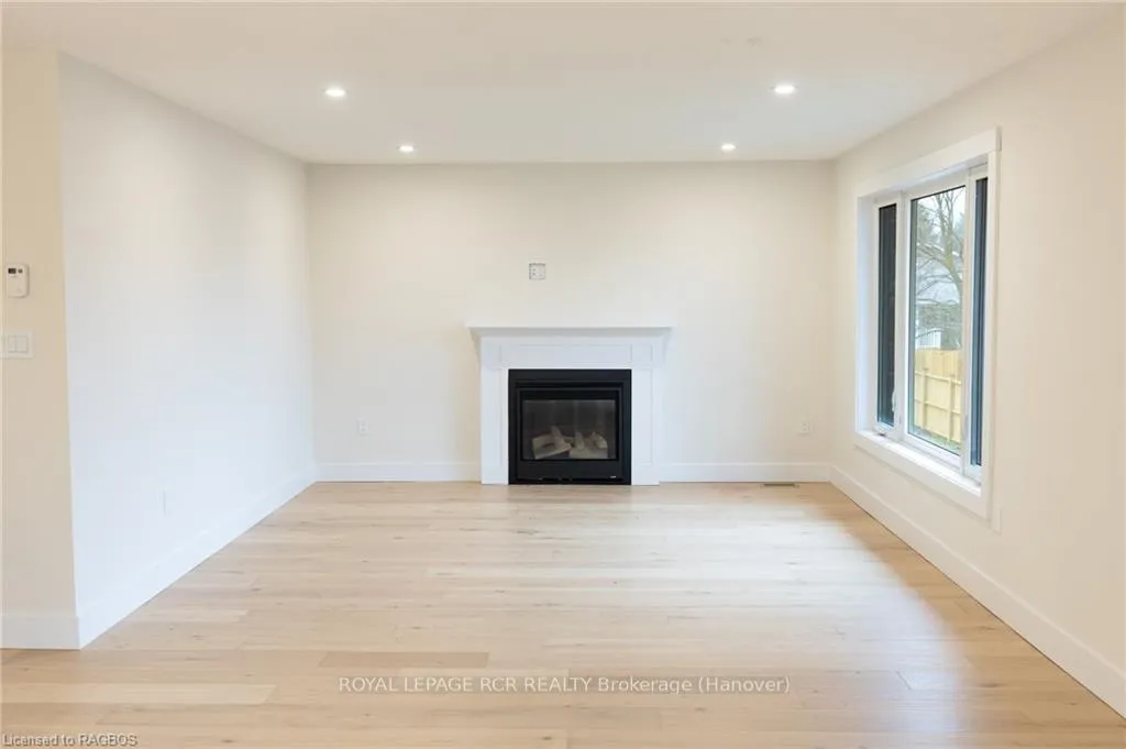 Photo 17 of 222 16TH Avenue Crescent, Hanover — HOMEH