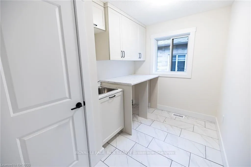 Photo 21 of 222 16TH Avenue Crescent, Hanover — HOMEH