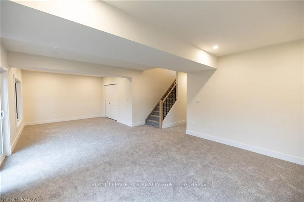 Photo 23 of 222 16TH Avenue Crescent, Hanover — HOMEH