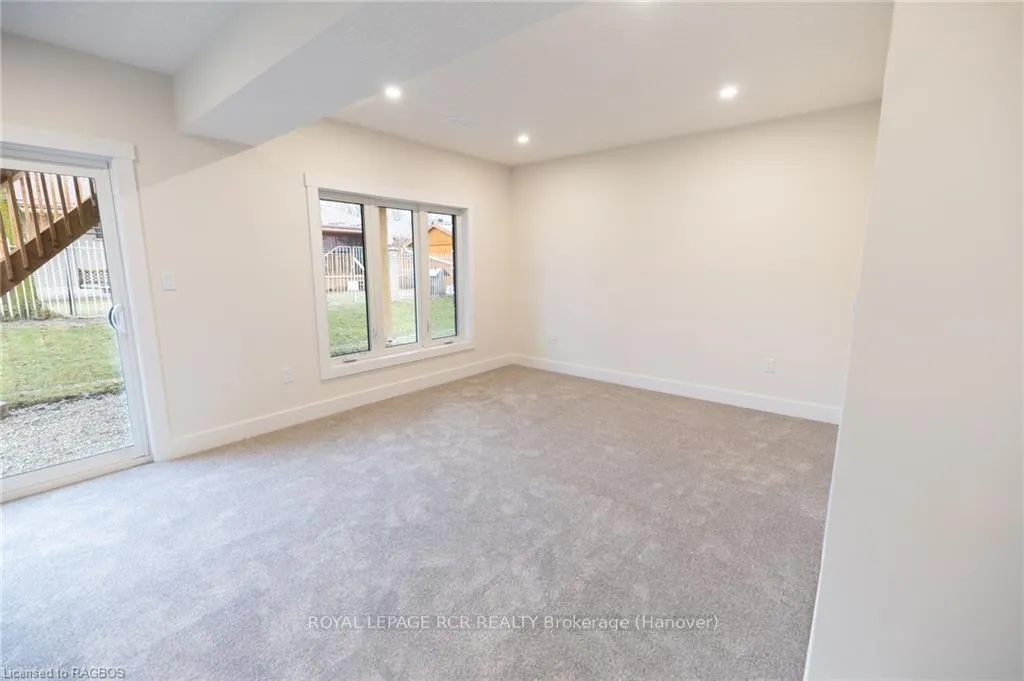 Photo 24 of 222 16TH Avenue Crescent, Hanover — HOMEH