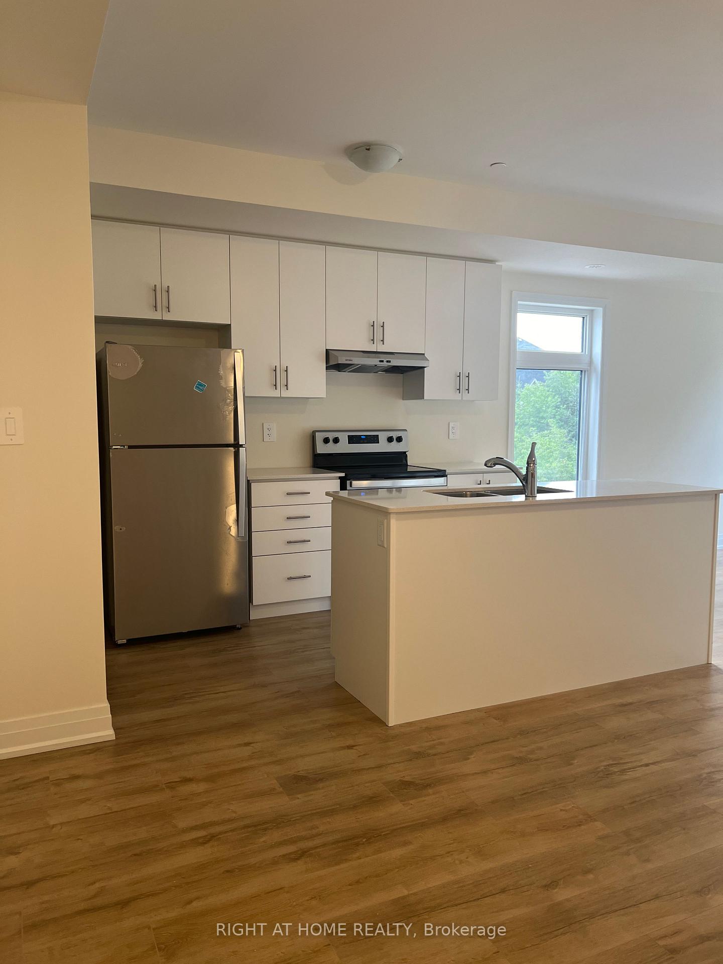 Photo 2 of Unit 101, 755 Omega Drive, Pickering, Woodlands — HOMEH
