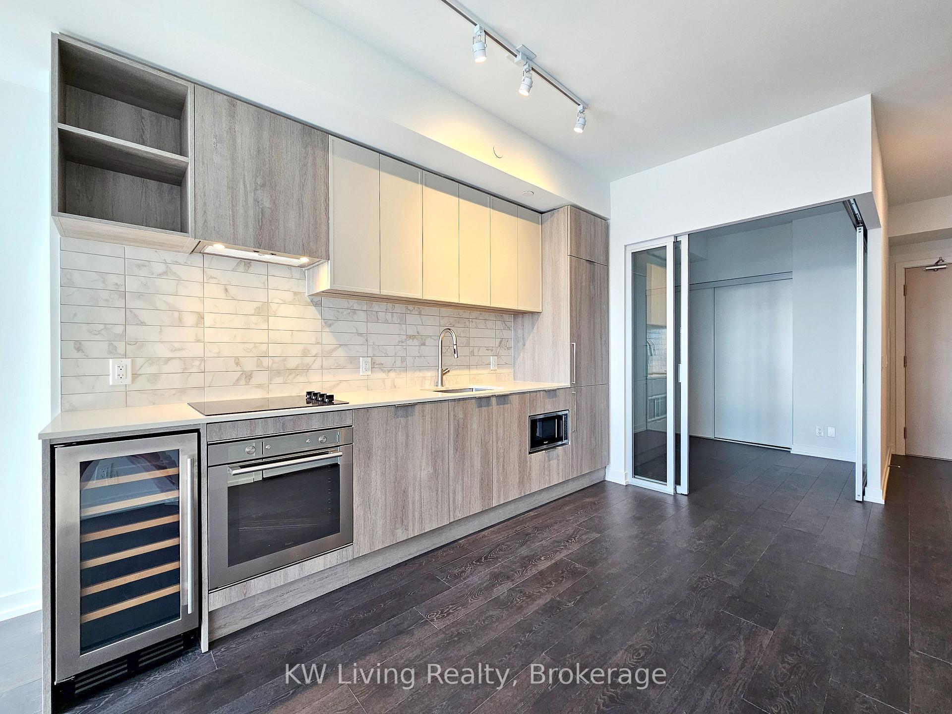Photo 10 of Unit 1603, 2020 Bathurst Street, Toronto, Humewood-Cedarvale — HOMEH