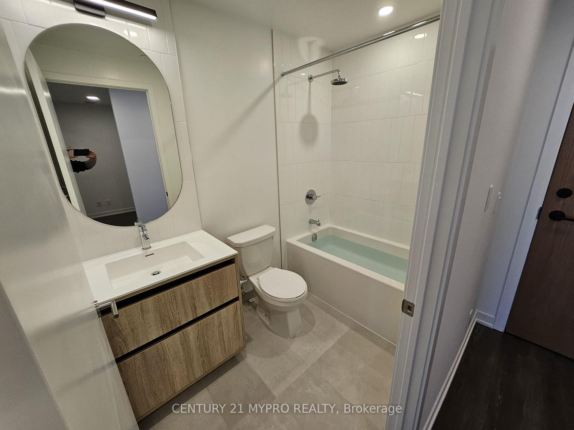 Photo 16 of Unit 1913, 7950 Bathurst Street, Vaughan, Beverley Glen — HOMEH