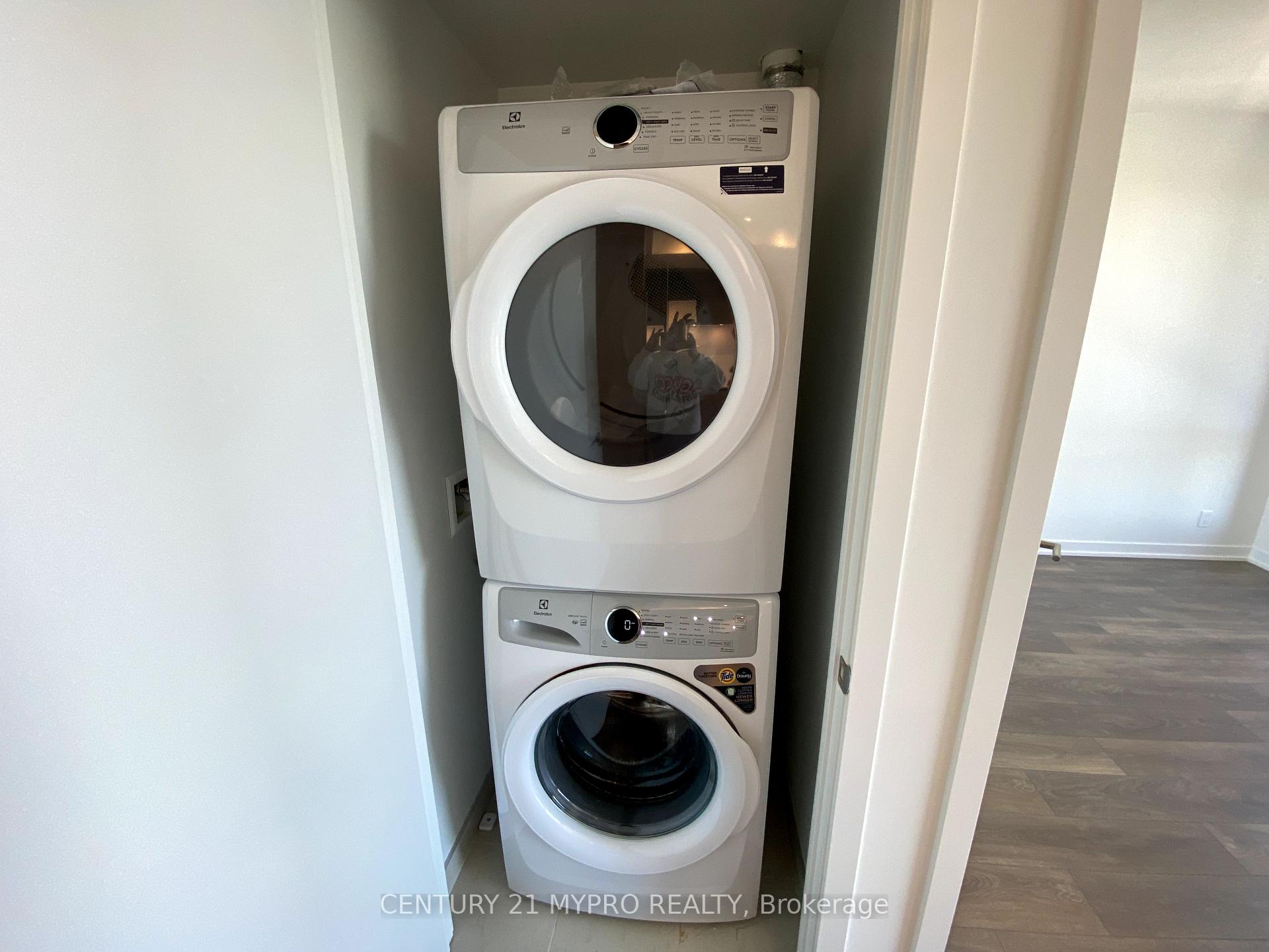 Photo 2 of Unit 1913, 7950 Bathurst Street, Vaughan, Beverley Glen — HOMEH