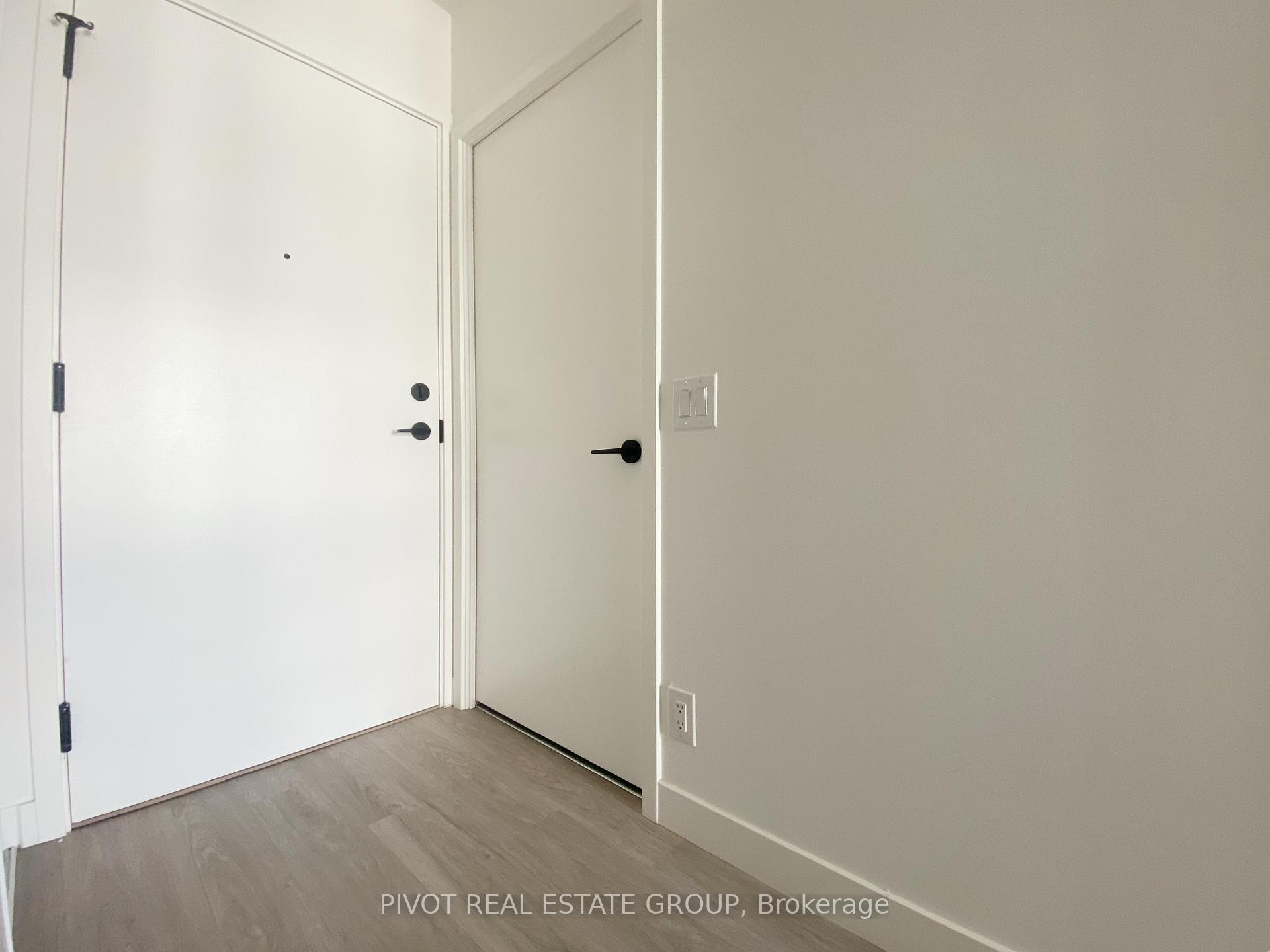 Photo 3 of Unit 726, 1050 Eastern Avenue, Toronto, The Beaches — HOMEH