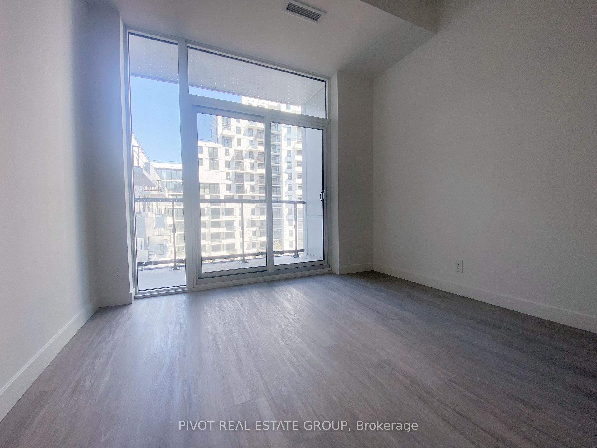 Photo 5 of Unit 726, 1050 Eastern Avenue, Toronto, The Beaches — HOMEH