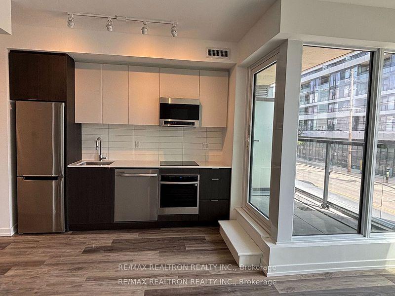 Photo 8 of Unit 206, 6 Chartwell Road, Etobicoke, Stonegate-Queensway — HOMEH