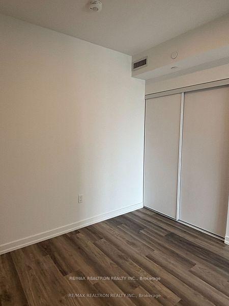 Photo 4 of Unit 206, 6 Chartwell Road, Etobicoke, Stonegate-Queensway — HOMEH