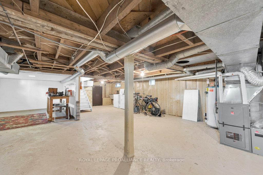 Photo 23 of 289 Ann Street, Belleville, Belleville Ward — HOMEH