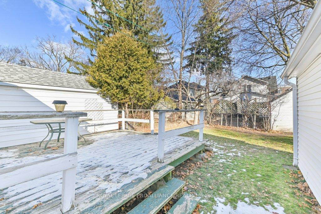 Photo 25 of 289 Ann Street, Belleville, Belleville Ward — HOMEH