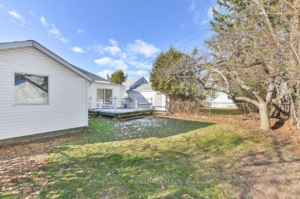 Photo 31 of 289 Ann Street, Belleville, Belleville Ward — HOMEH