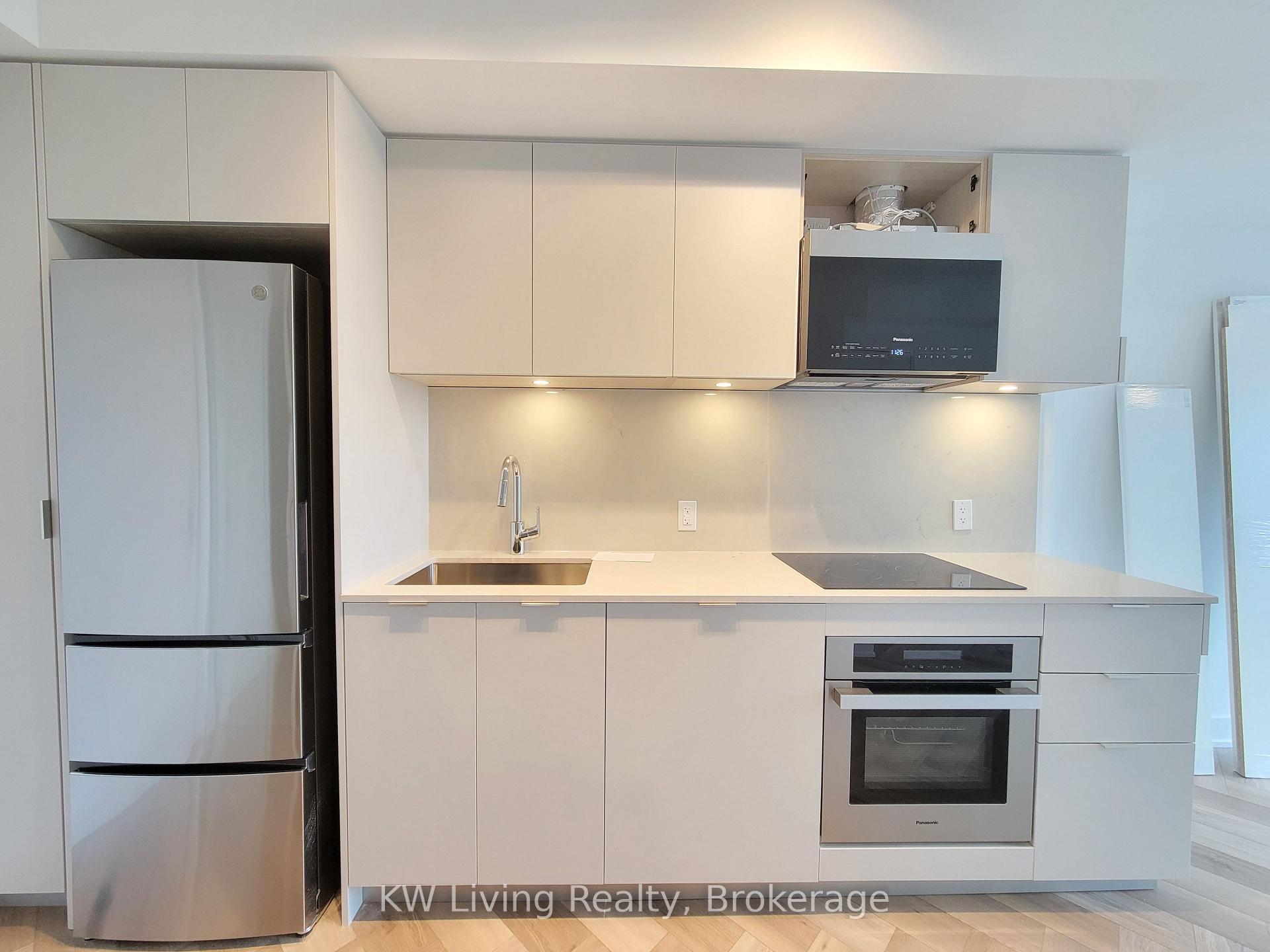 Photo 5 of Unit 1809, 8 Cedarland Drive, Markham, Unionville — HOMEH