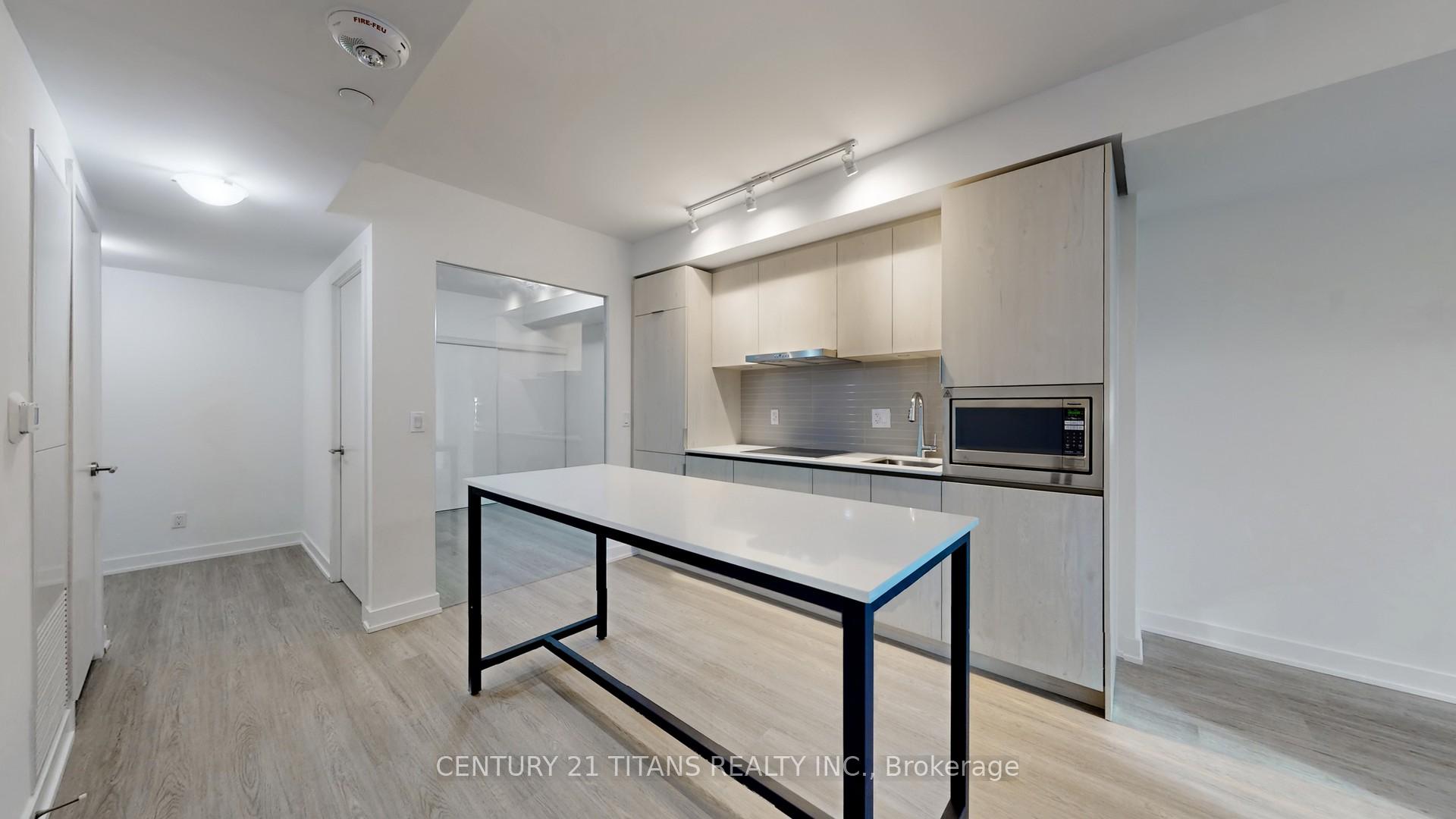 Photo 13 of Unit 401, 47 Mutual Street, Toronto, Church-Yonge Corridor — HOMEH