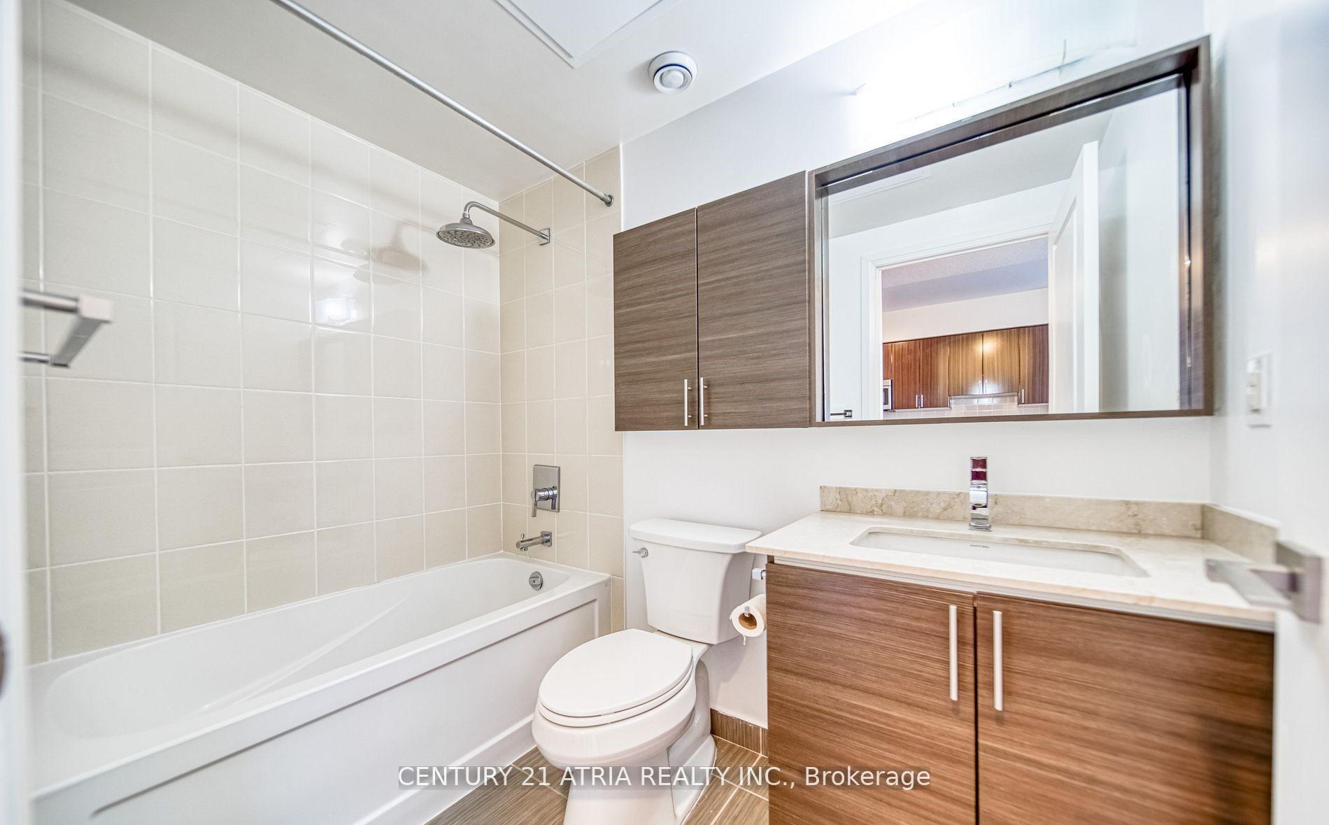 Photo 12 of Unit 2706, 7171 Yonge Street, Markham, Grandview — HOMEH