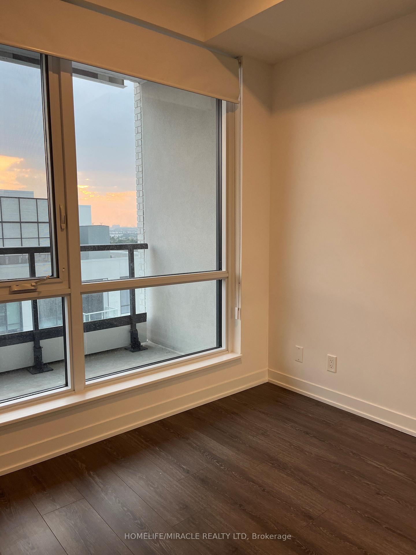 Photo 9 of Unit B-1401, 7950 Bathurst Street, Vaughan, Beverley Glen — HOMEH