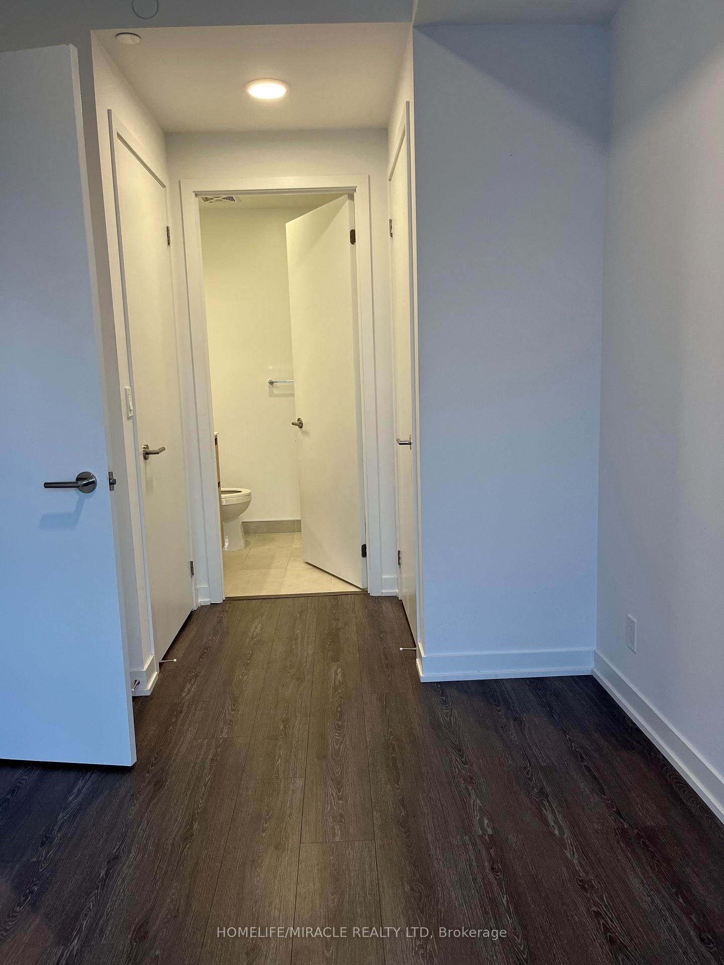 Photo 6 of Unit B-1401, 7950 Bathurst Street, Vaughan, Beverley Glen — HOMEH
