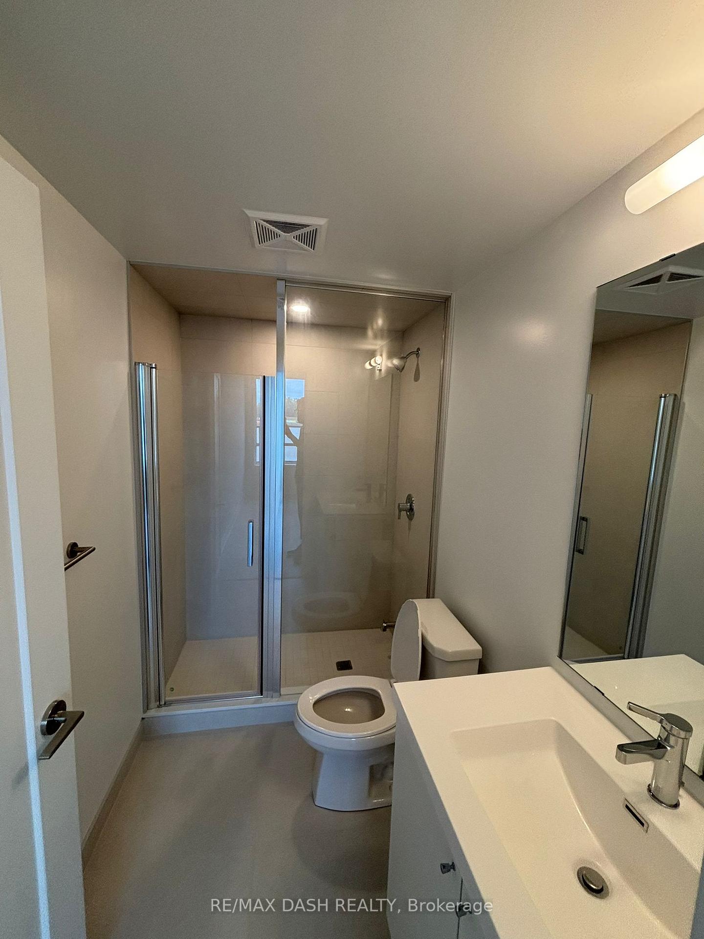 Photo 6 of Unit 352, 2545 Simcoe Street N, Oshawa, Windfields — HOMEH