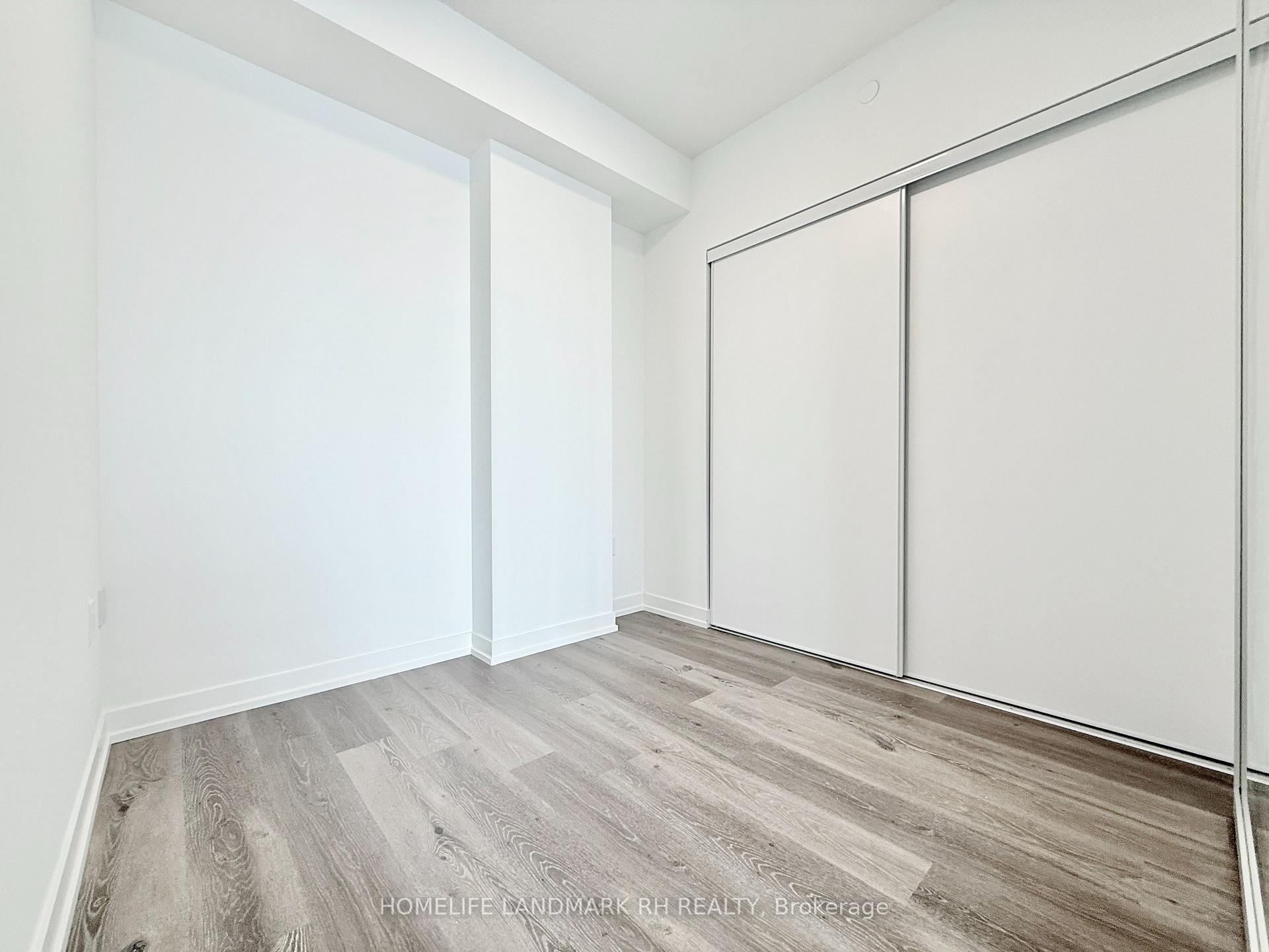Photo 8 of Unit 3806, 28 Interchange Way, Vaughan, Vaughan Corporate Centre — HOMEH