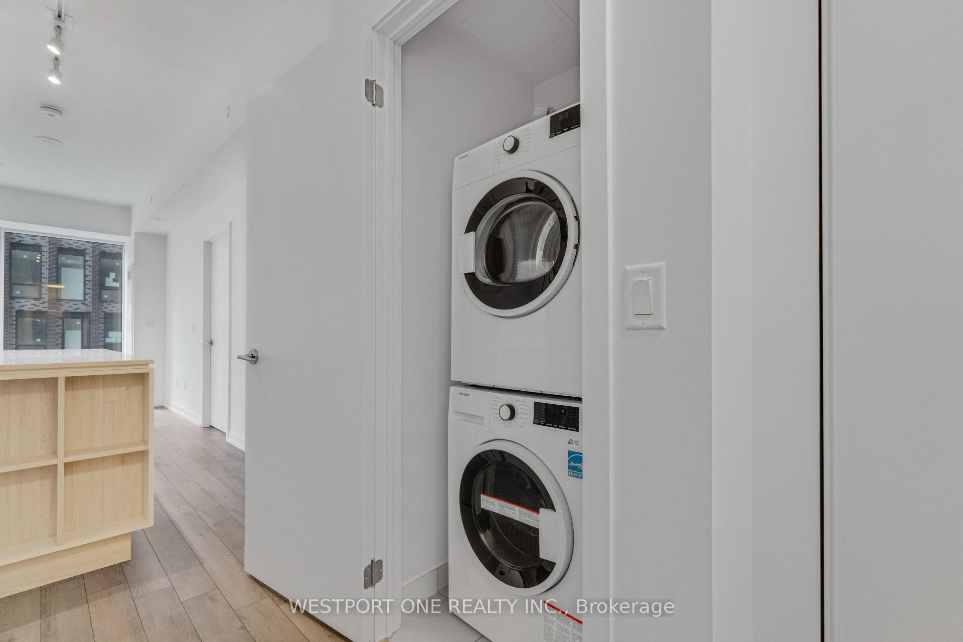 Photo 14 of Unit 506, 89 Church Street, Toronto, Church-Yonge Corridor — HOMEH