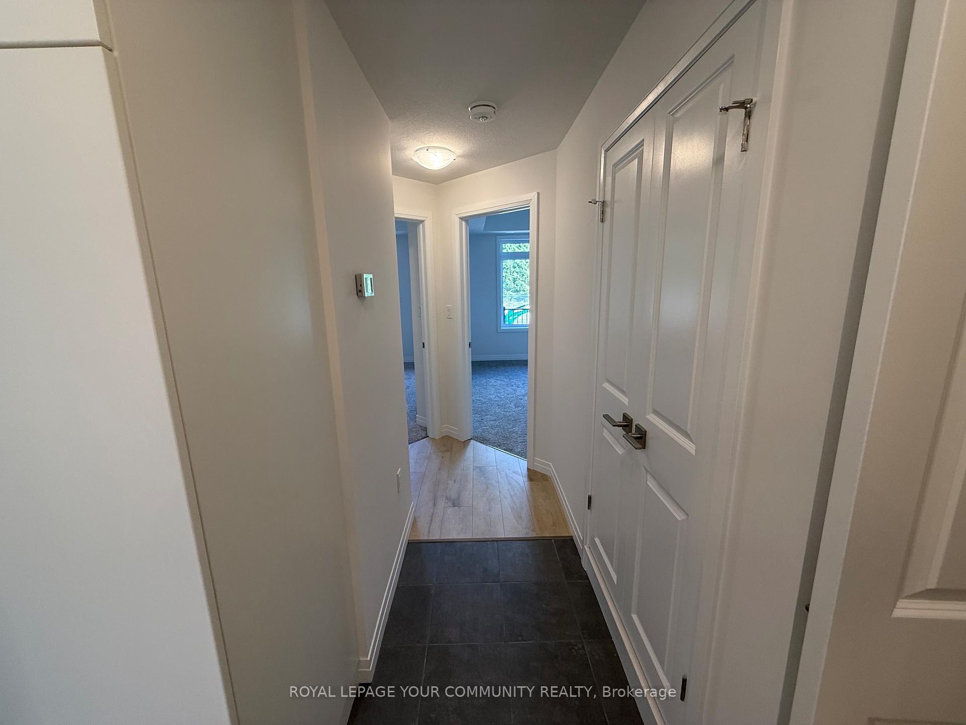 Photo 6 of 52 Thatcher Drive, Guelph, Kortright East — HOMEH