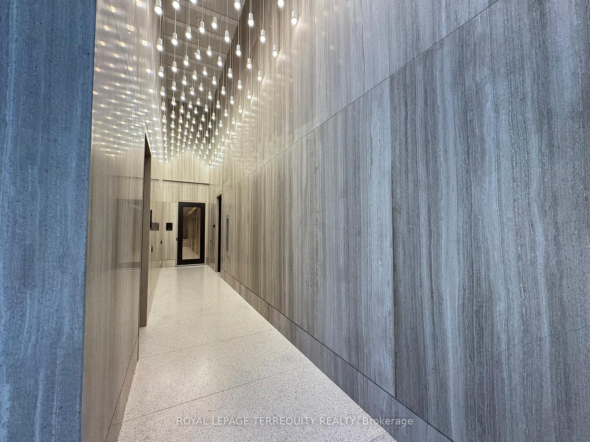 Photo 4 of Unit 5705, 225 Commerce Street, Vaughan, Vaughan Corporate Centre — HOMEH