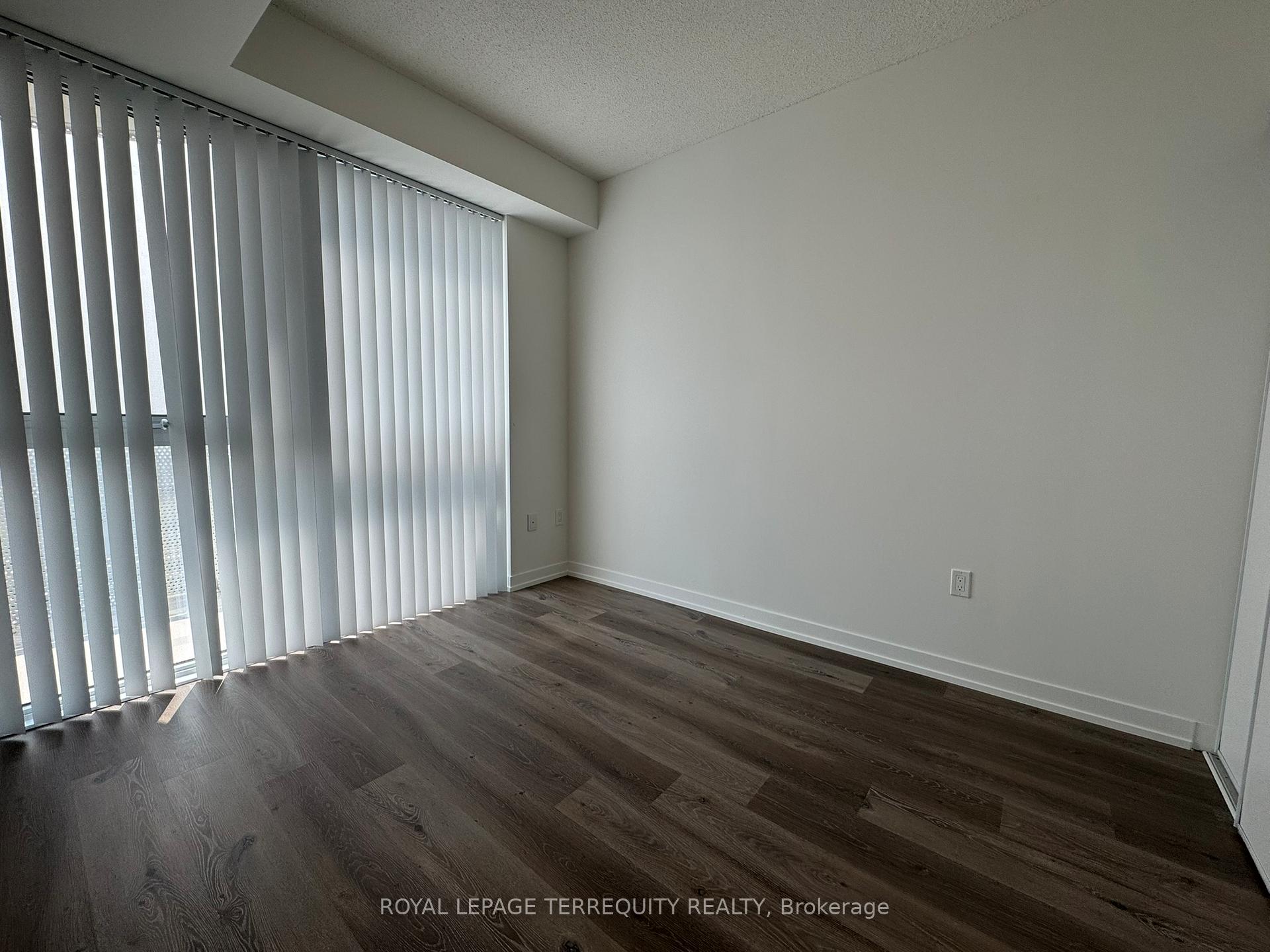 Photo 12 of Unit 5705, 225 Commerce Street, Vaughan, Vaughan Corporate Centre — HOMEH