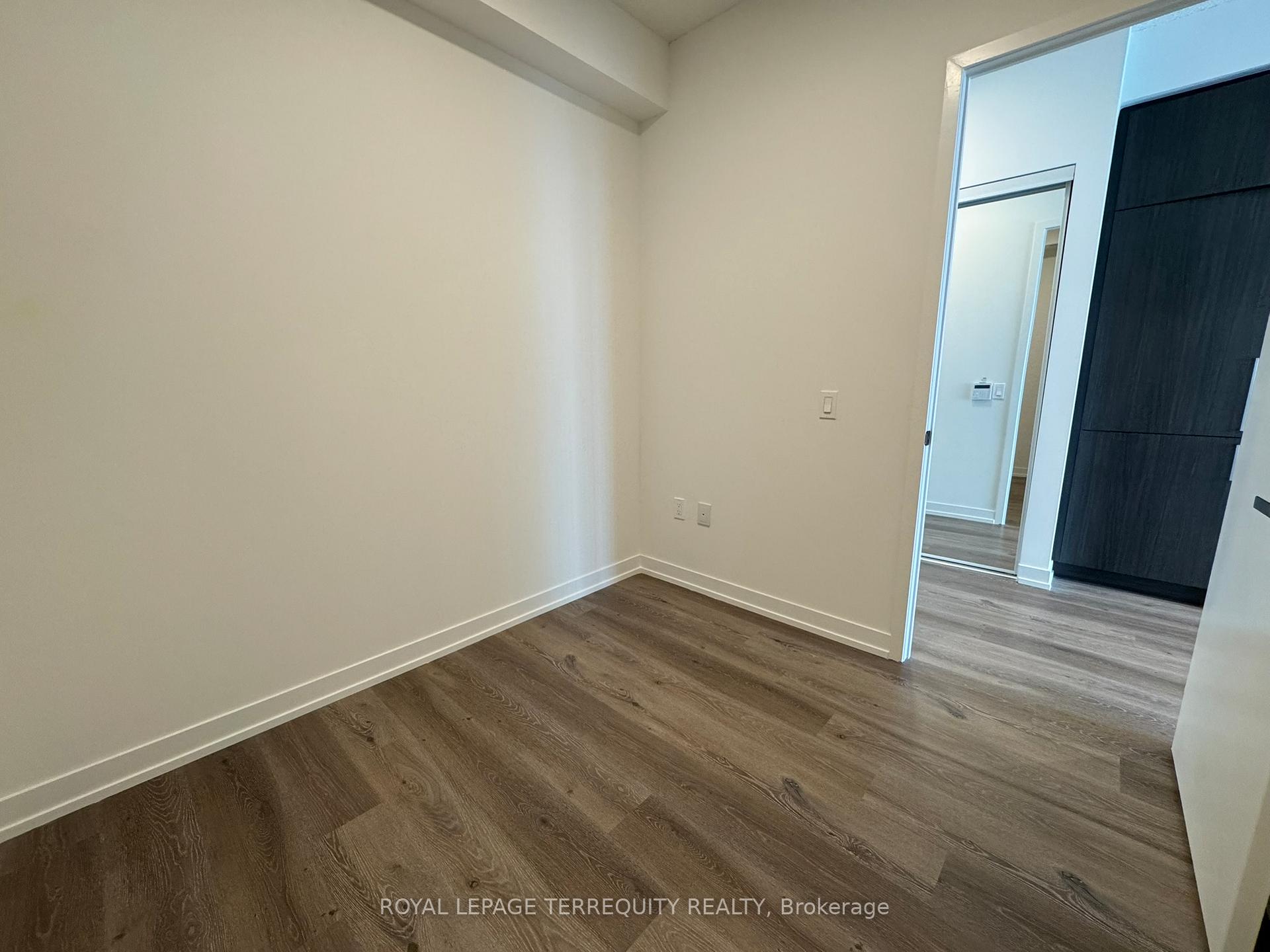 Photo 15 of Unit 5705, 225 Commerce Street, Vaughan, Vaughan Corporate Centre — HOMEH