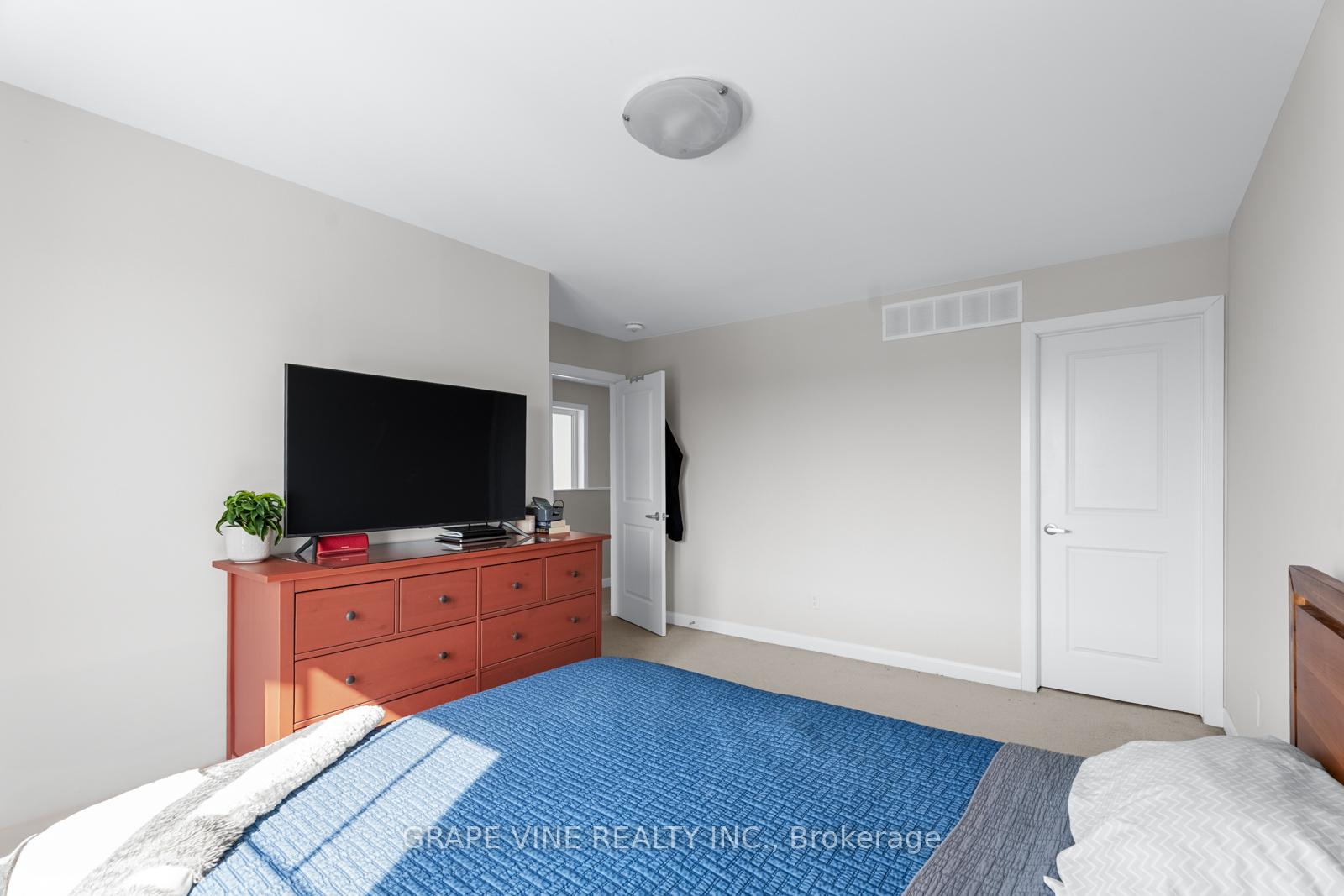Photo 20 of 50 Teelin Circle, Ottawa, Barrhaven - Half Moon Bay — HOMEH