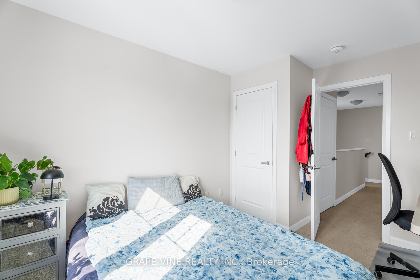 Photo 25 of 50 Teelin Circle, Ottawa, Barrhaven - Half Moon Bay — HOMEH