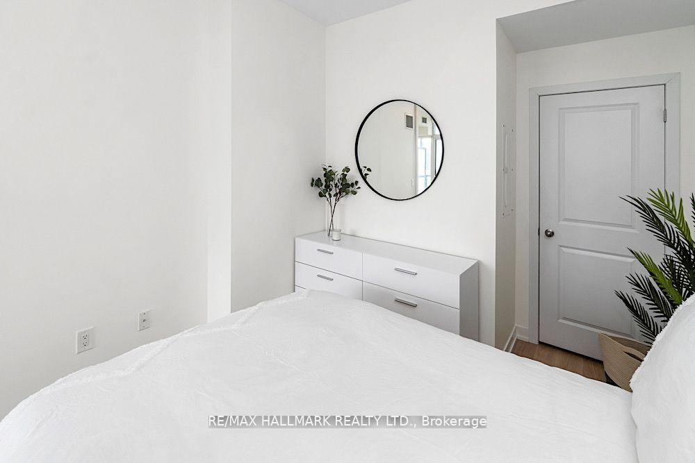 Photo 13 of Unit 914, 105 George Street, Toronto, Moss Park — HOMEH