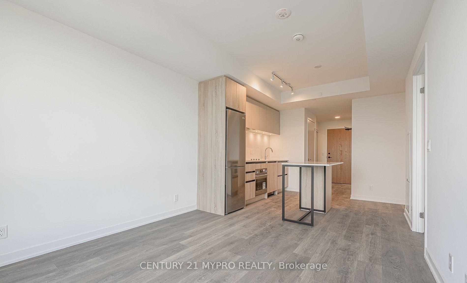 Photo 2 of Unit B2205, 7950 Bathurst Street, Vaughan, Beverley Glen — HOMEH