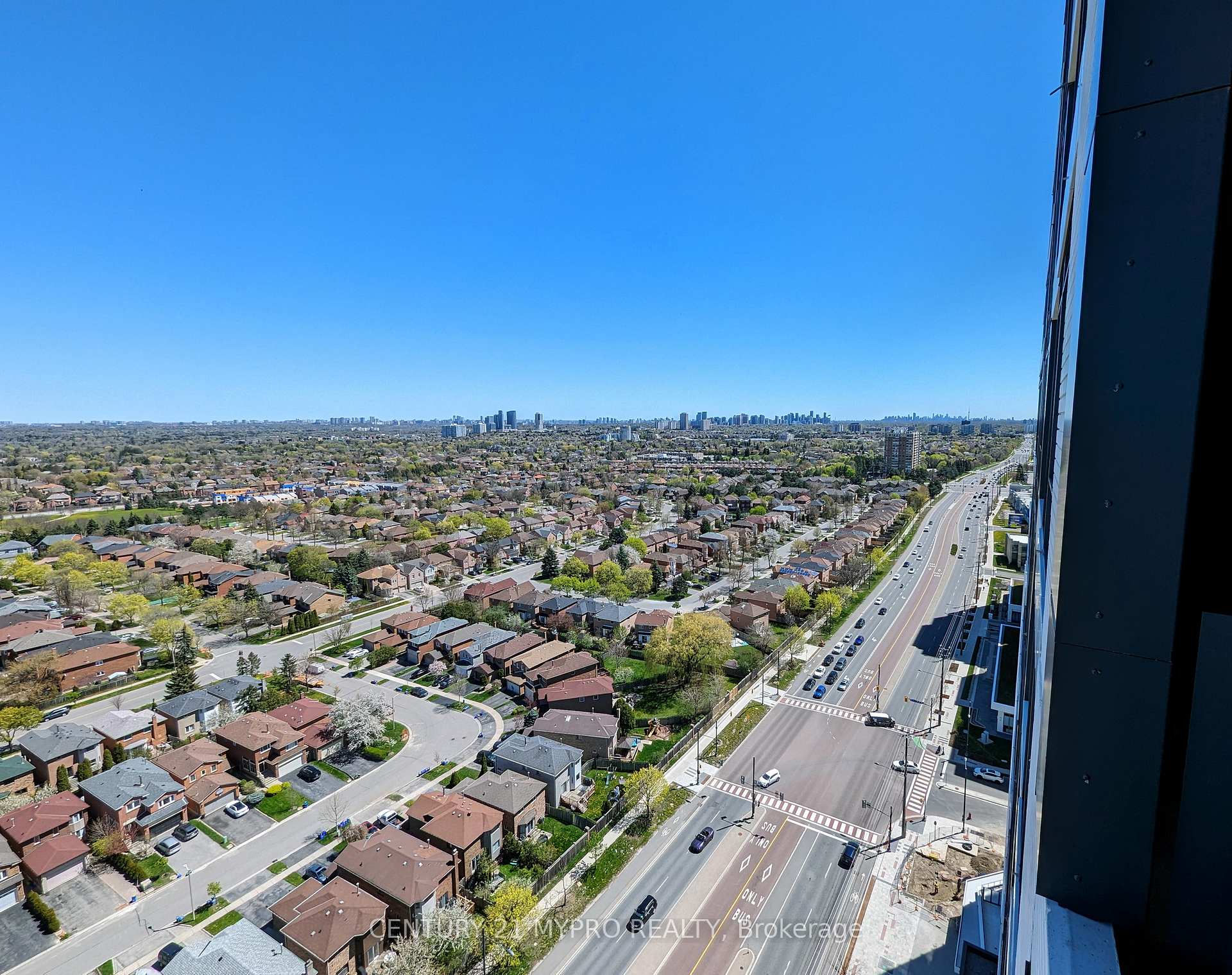 Photo 15 of Unit B2205, 7950 Bathurst Street, Vaughan, Beverley Glen — HOMEH