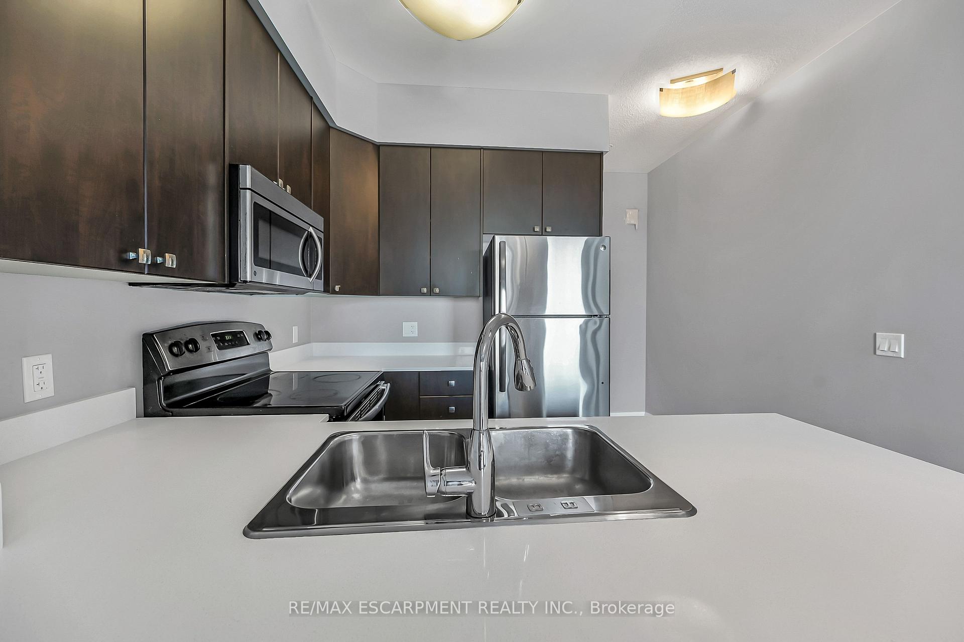 Photo 27 of Unit 705, 112 King Street E, Hamilton, Beasley — HOMEH