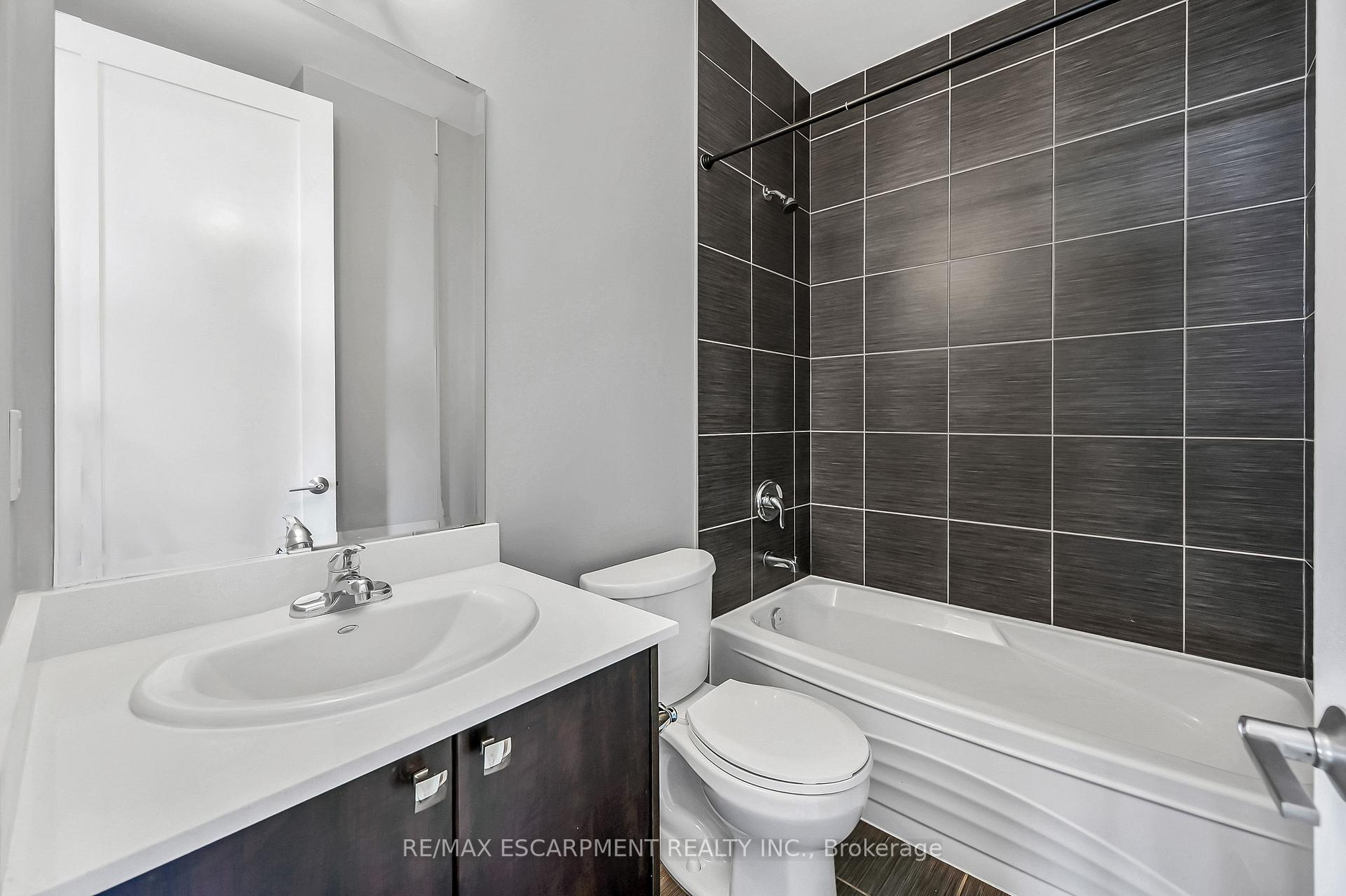 Photo 32 of Unit 705, 112 King Street E, Hamilton, Beasley — HOMEH