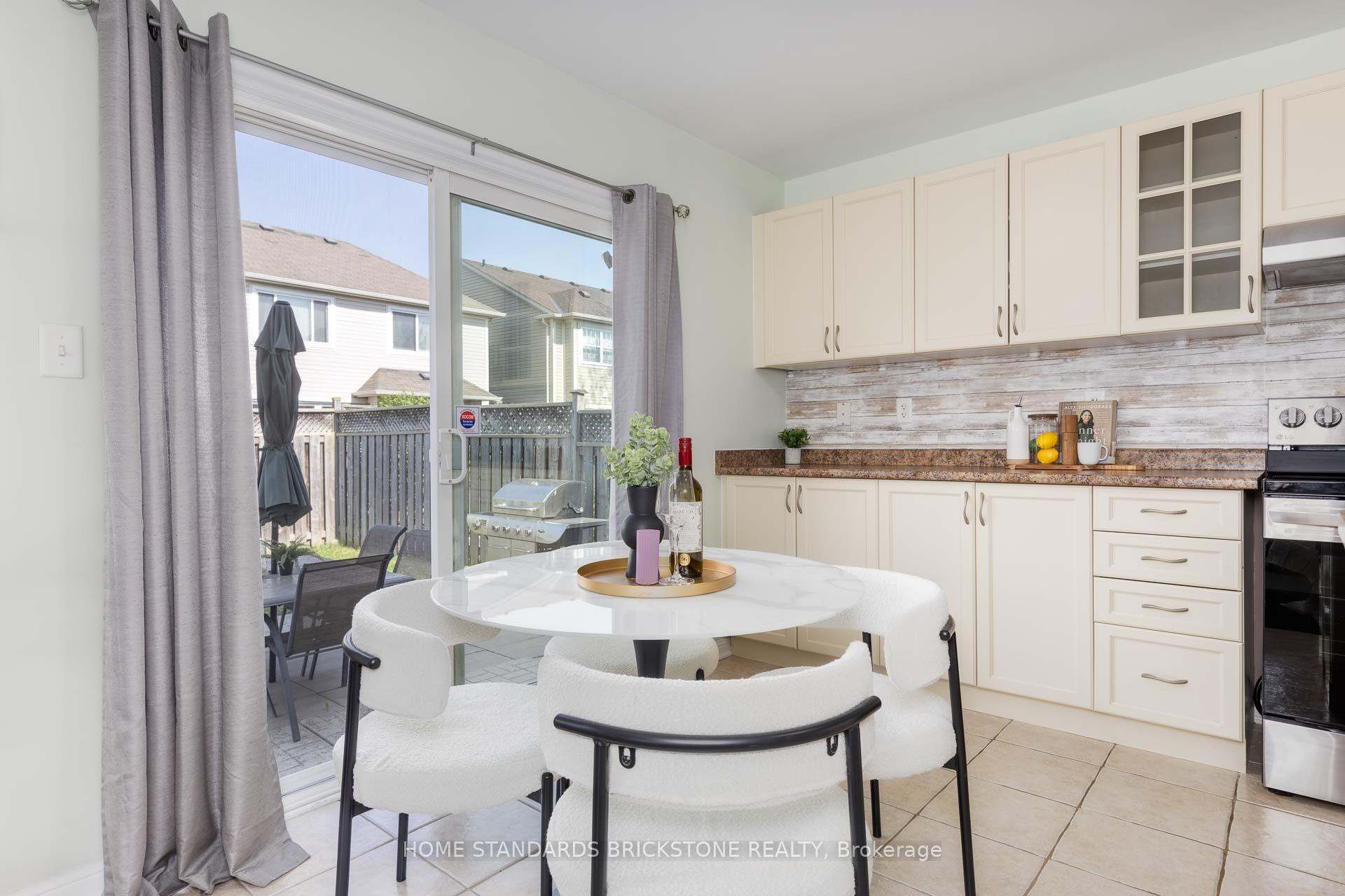 Photo 6 of 74 Nunn Crescent, New Tecumseth, Alliston — HOMEH