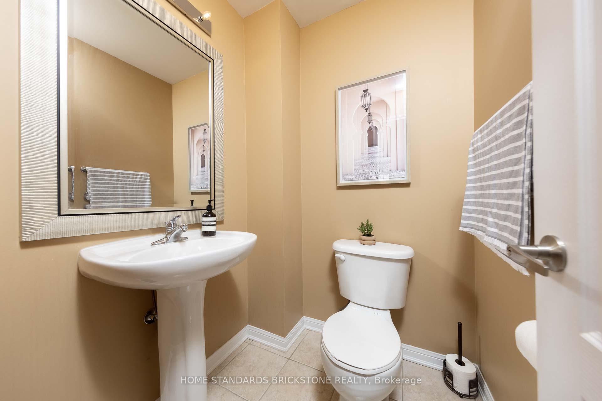 Photo 25 of 74 Nunn Crescent, New Tecumseth, Alliston — HOMEH