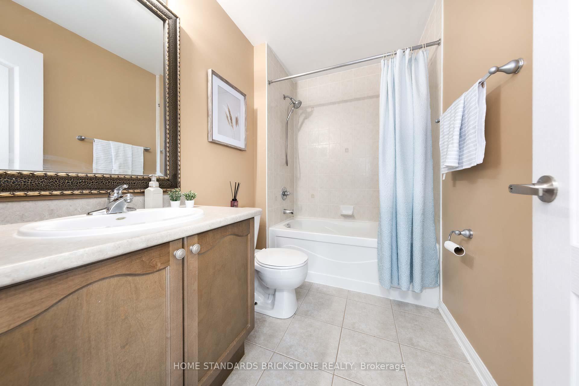 Photo 7 of 74 Nunn Crescent, New Tecumseth, Alliston — HOMEH