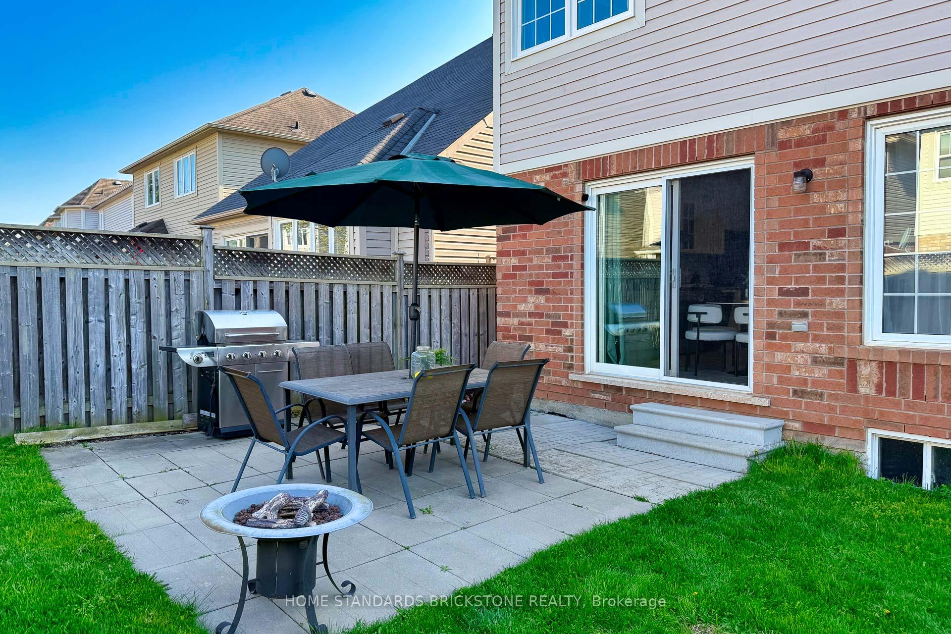 Photo 5 of 74 Nunn Crescent, New Tecumseth, Alliston — HOMEH