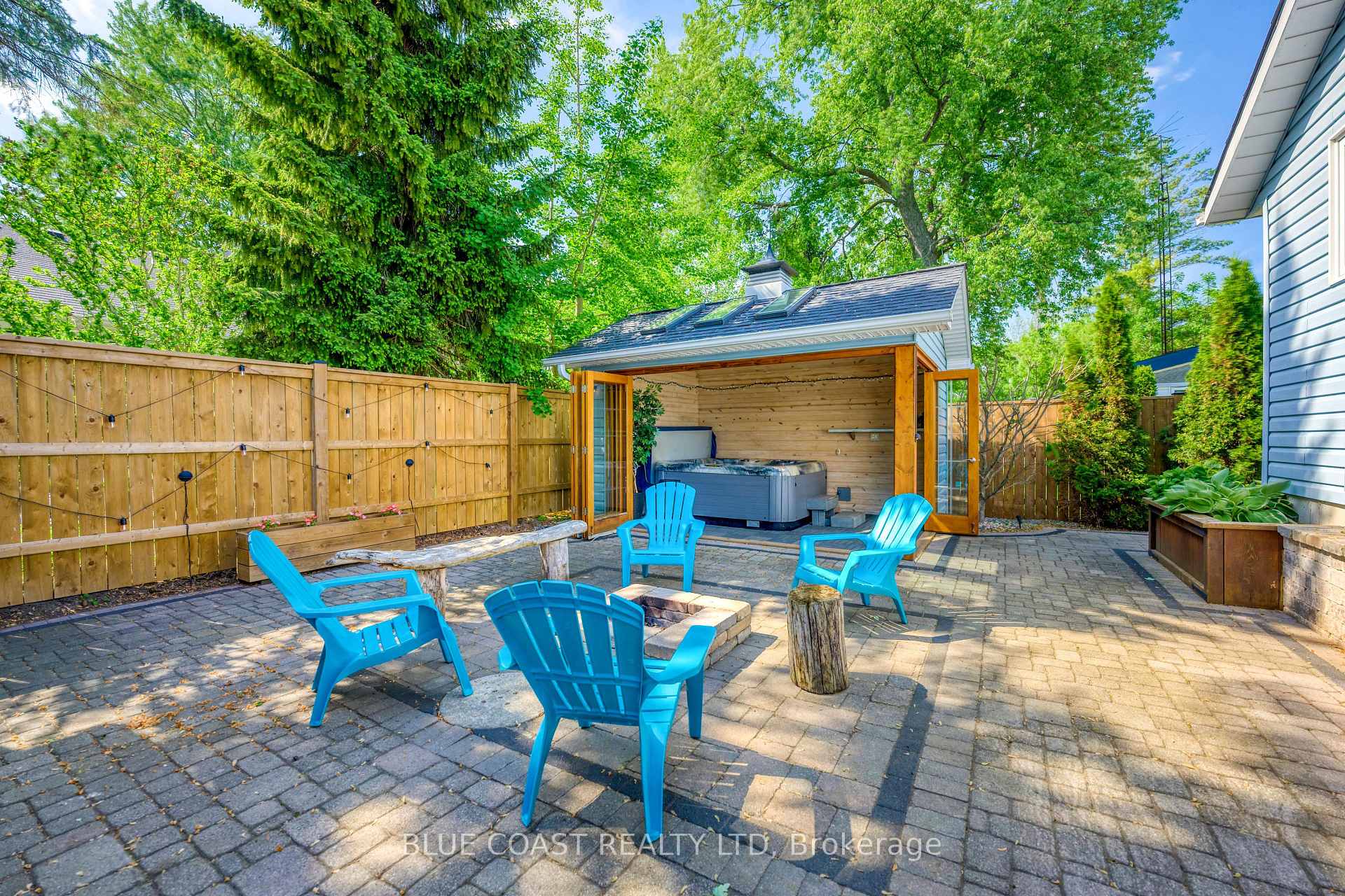 Photo 12 of 2019 Green Street, Sarnia — HOMEH