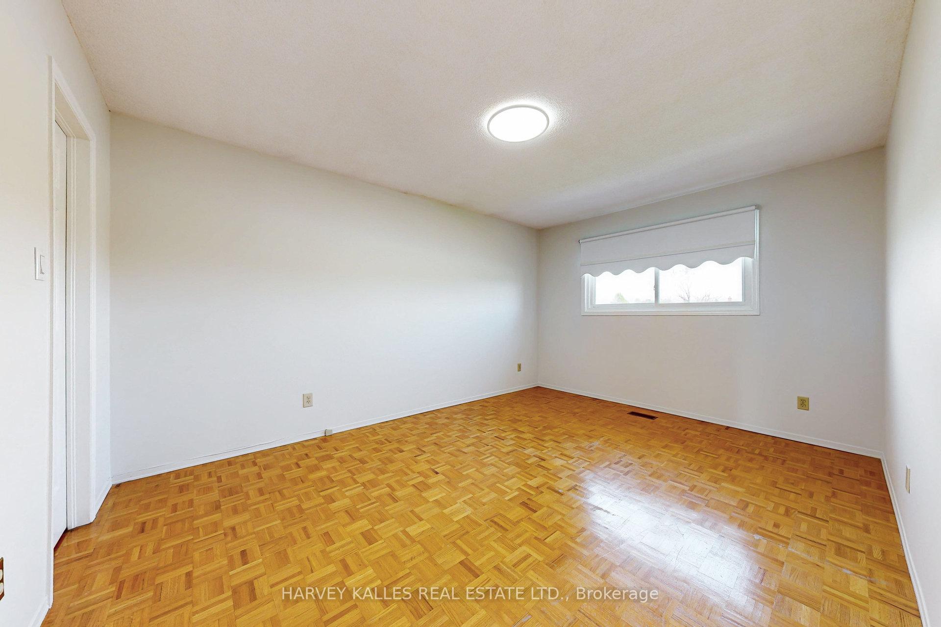Photo 32 of 146 Anthony Lane, Vaughan, Glen Shields — HOMEH