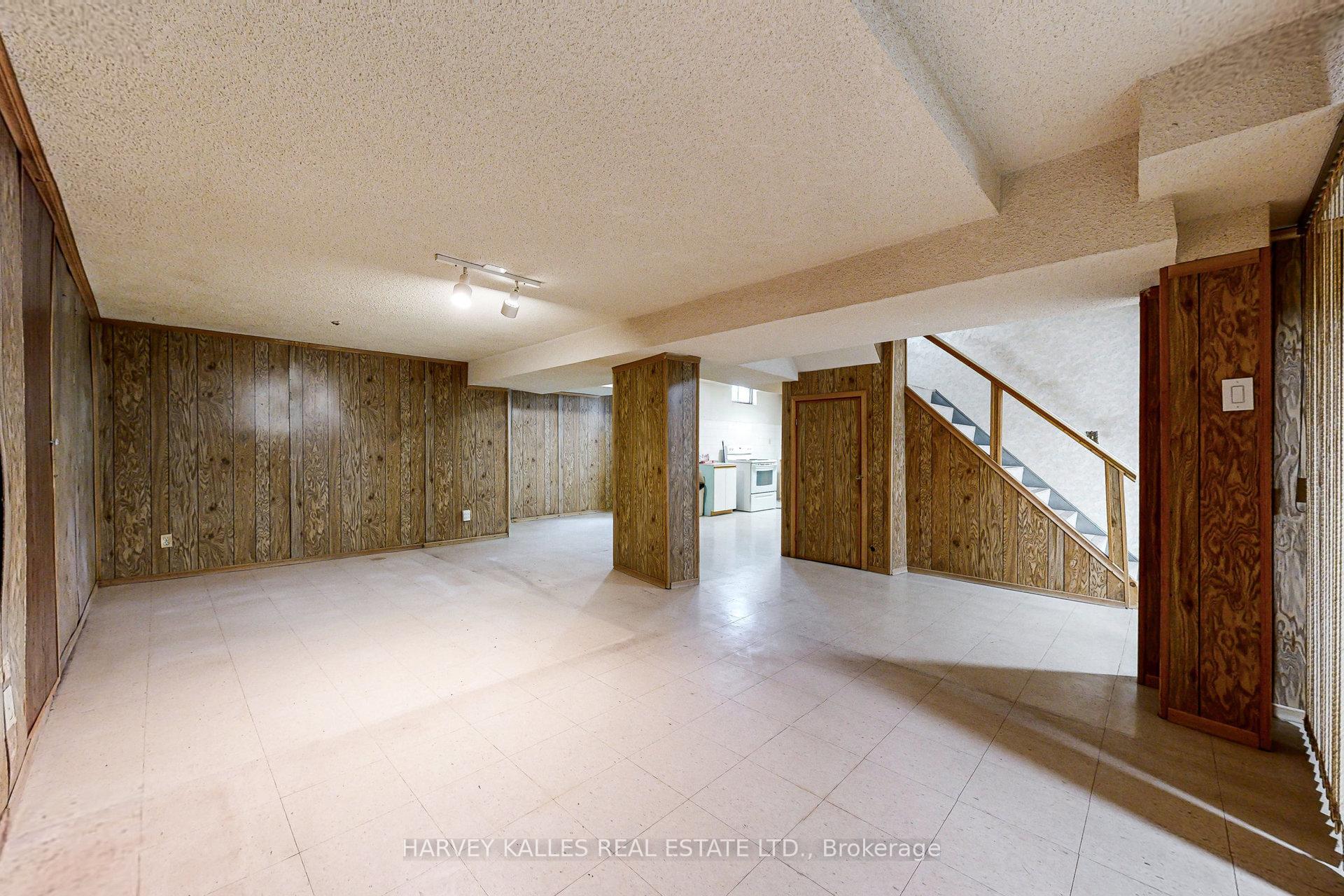 Photo 38 of 146 Anthony Lane, Vaughan, Glen Shields — HOMEH
