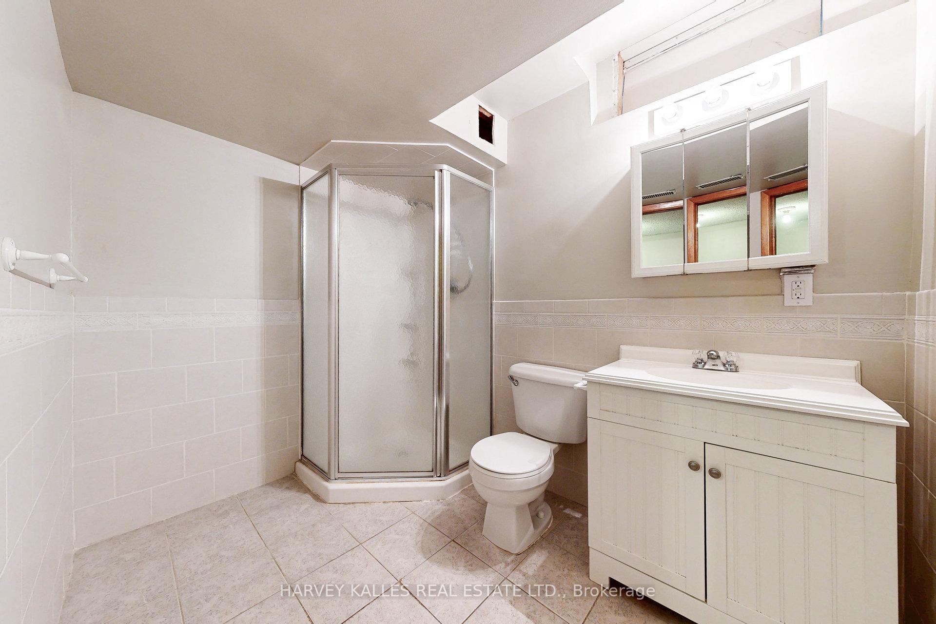 Photo 36 of 146 Anthony Lane, Vaughan, Glen Shields — HOMEH