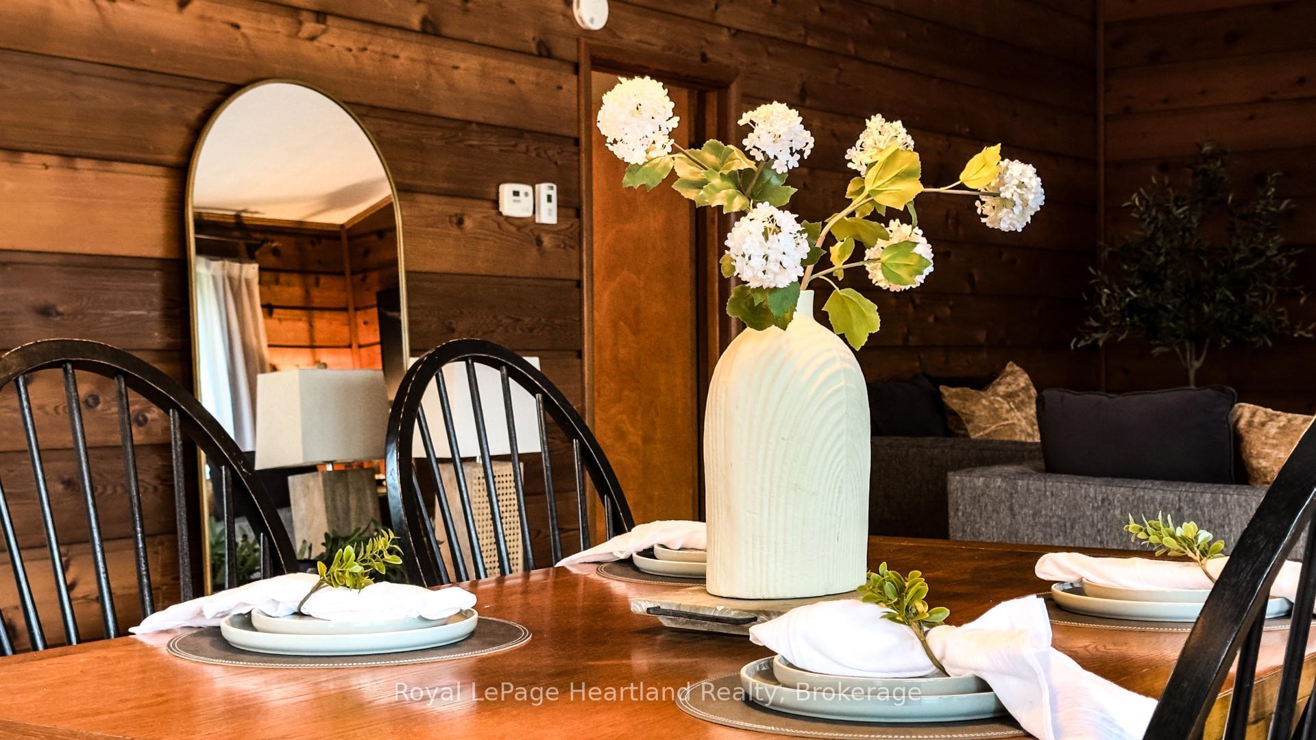 Photo 6 of 63 Victoria Street, Bluewater, Bayfield — HOMEH