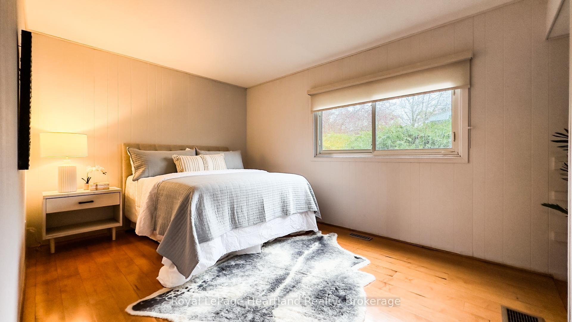 Photo 43 of 63 Victoria Street, Bluewater, Bayfield — HOMEH