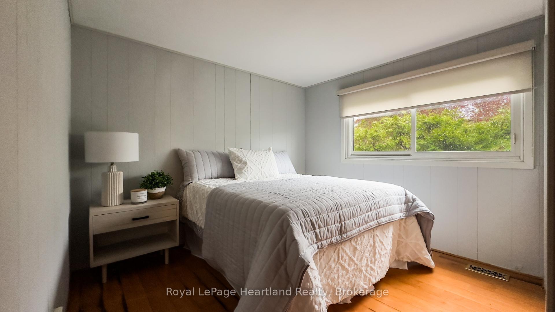 Photo 22 of 63 Victoria Street, Bluewater, Bayfield — HOMEH