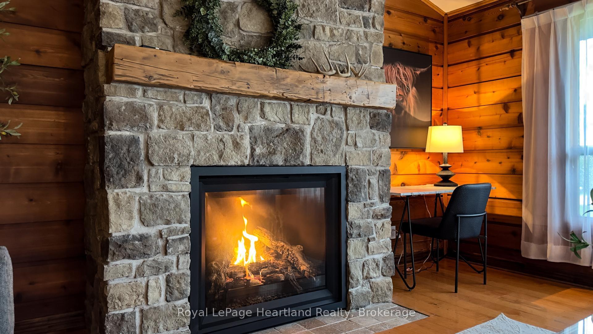 Photo 49 of 63 Victoria Street, Bluewater, Bayfield — HOMEH