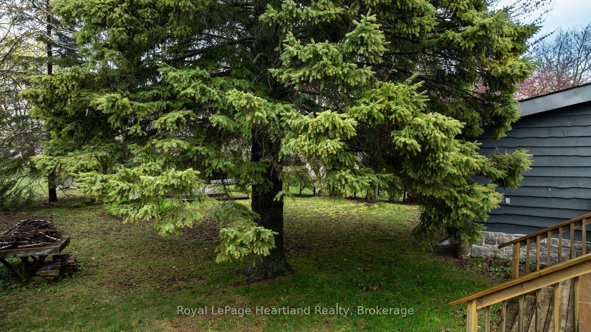 Photo 47 of 63 Victoria Street, Bluewater, Bayfield — HOMEH