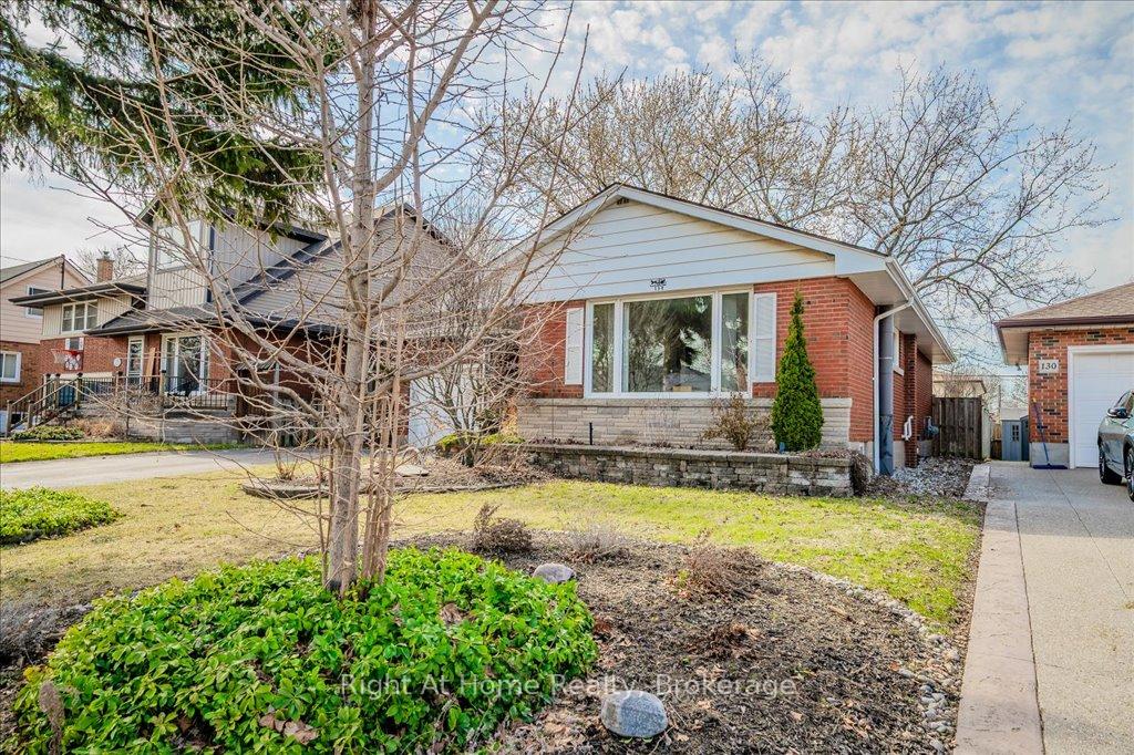 Photo 21 of 134 West 27th Street, Hamilton, Westcliffe — HOMEH