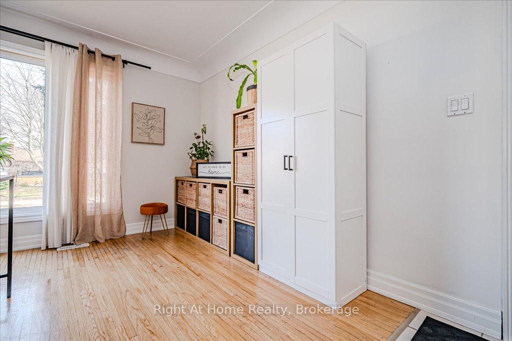Photo 6 of 134 West 27th Street, Hamilton, Westcliffe — HOMEH